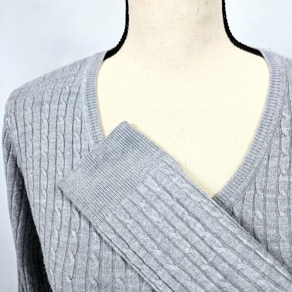 Luxe 360 Designer Originals Cableknit Sweater - Picture 3 of 7